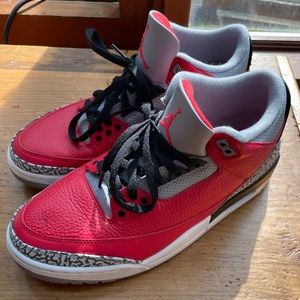 Jordan 3 Retro - Unite Fire Red - Size 10.5